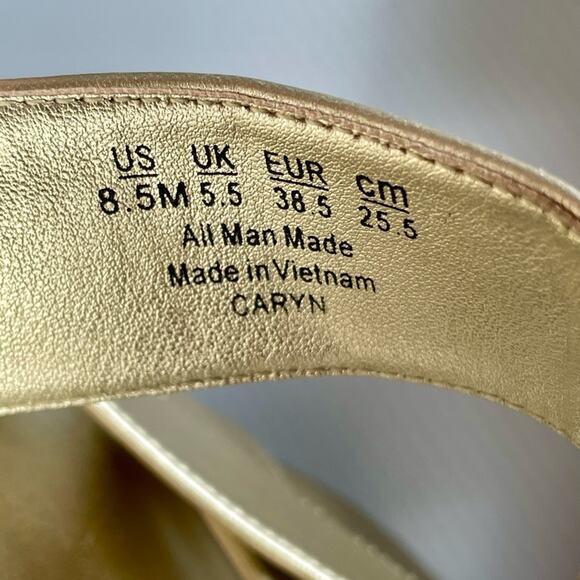 NATURALIZER Caryn Platform Sandal Gold Women's Size 8.5 Metallic Vegan Leather - Picture 8 of 9